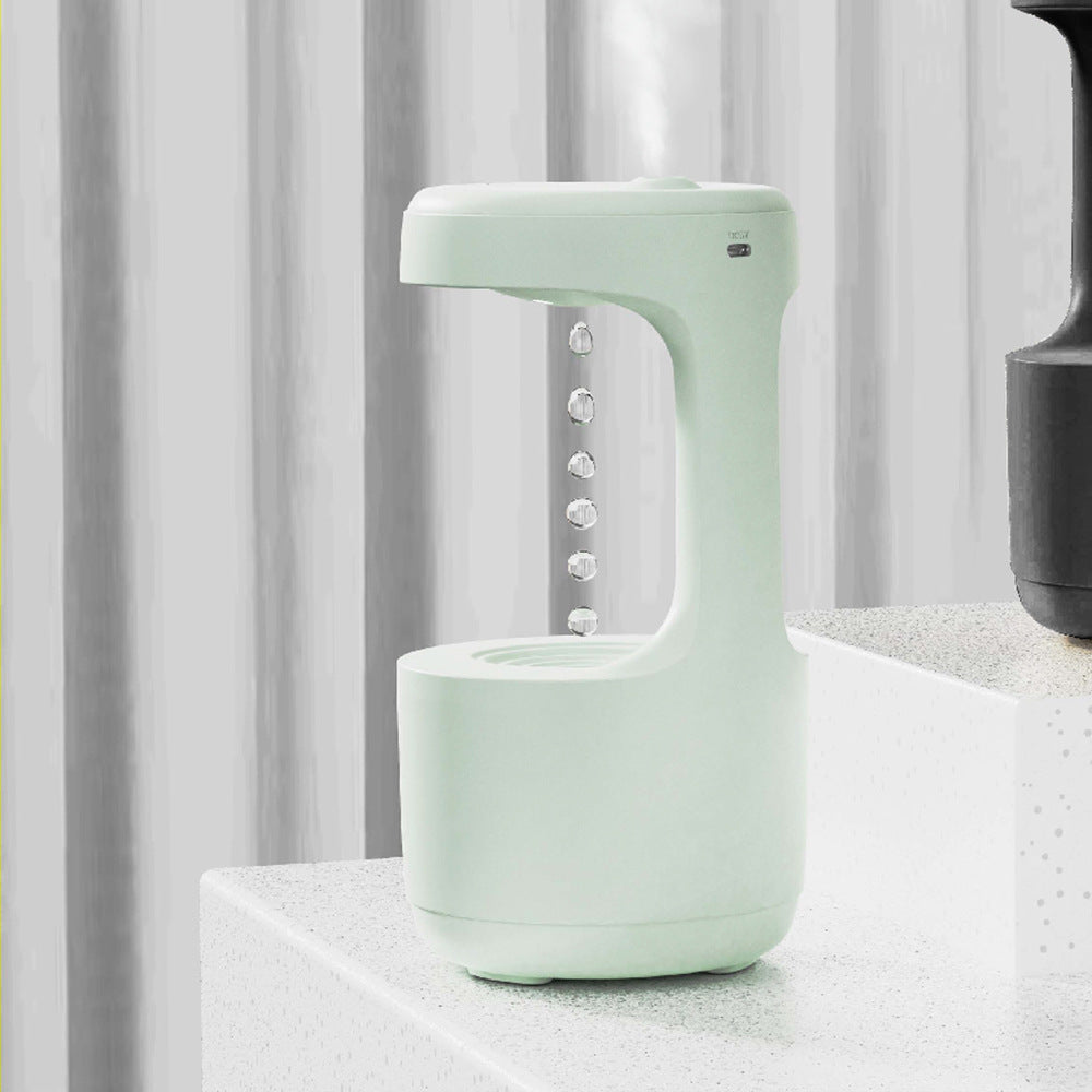 Anti-gravity Clock Humidifier Green in use